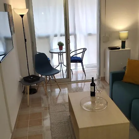 Estudio Junto Playa Poniente Con Piscina *