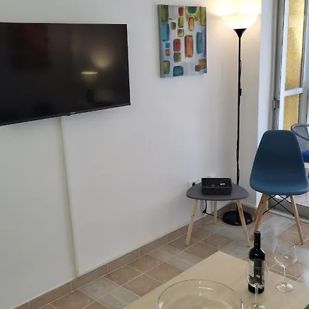 Estudio Junto Playa Poniente Con Piscina Apartment *