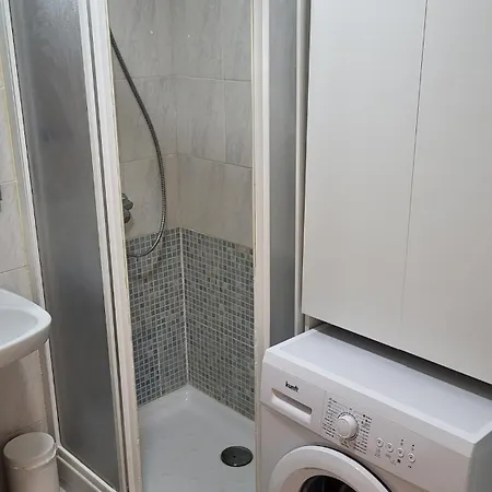 Apartment Estudio Junto Playa Poniente Con Piscina